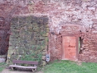 - zugemauert - 